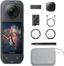 Insta360 X5 Essentials Bundle - Водонепроницаемая 8K 360° Экшн-камера