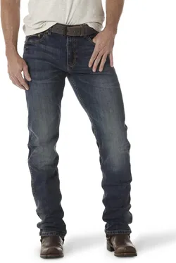 Wrangler Retro Slim Fit Straight Leg Jean